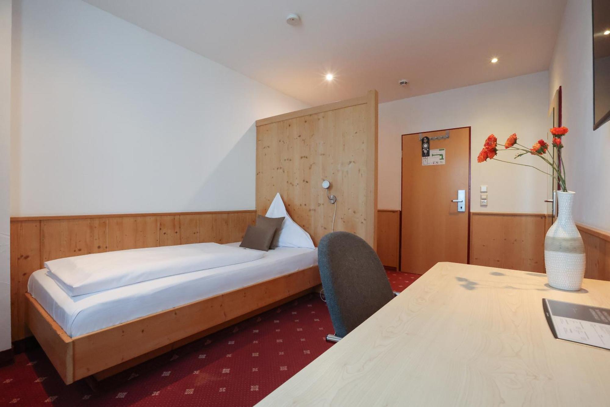 Arthotel Ana Panorama Marktoberdorf Extérieur photo