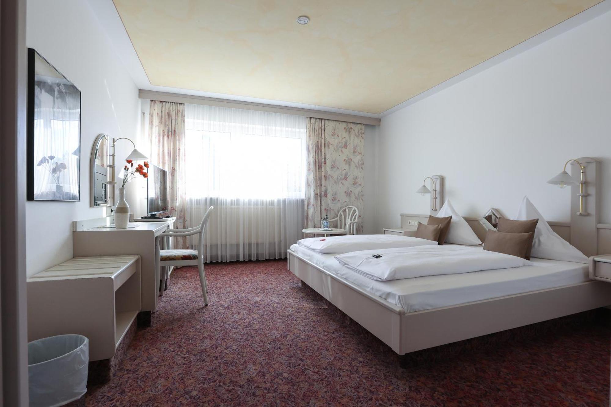 Arthotel Ana Panorama Marktoberdorf Extérieur photo